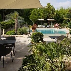 https://domaine-de-mejeans.fr-provencehotel.com